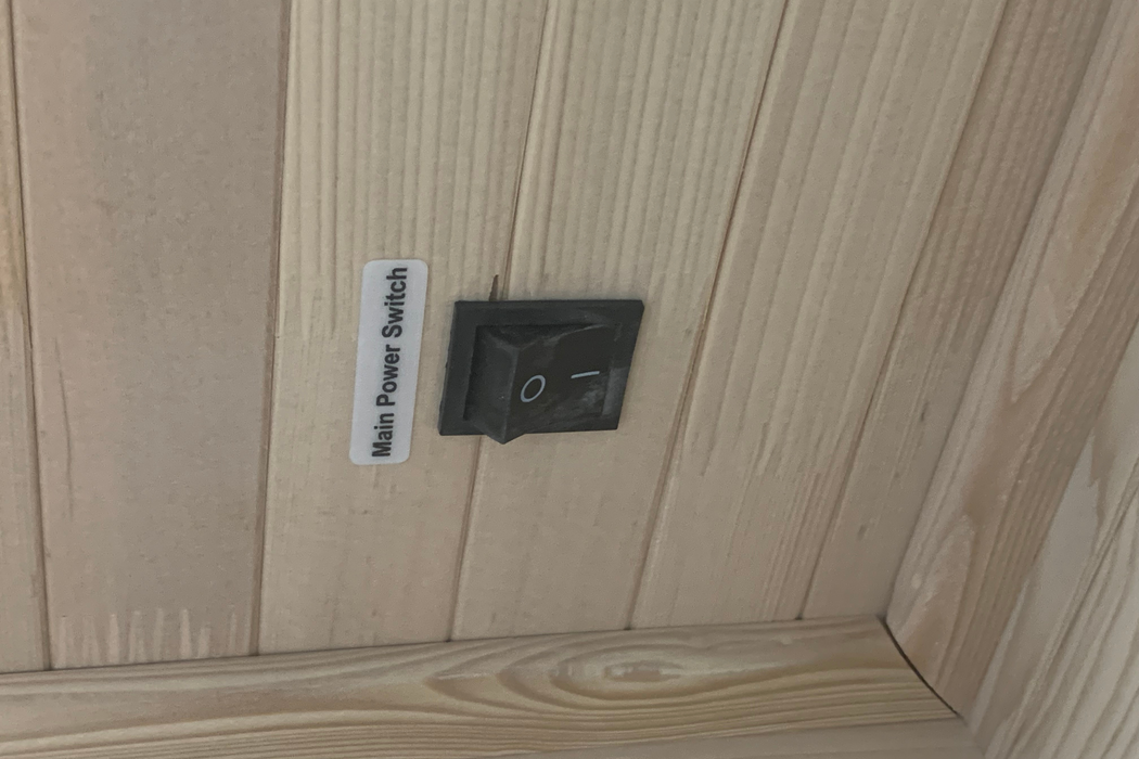 Blisspod | Vienne | Sauna à infrarouge lointain | Cèdre rouge du Canada Très faible CEM | 72,8" H x 35,4" L x 25,6" P | 1 personne