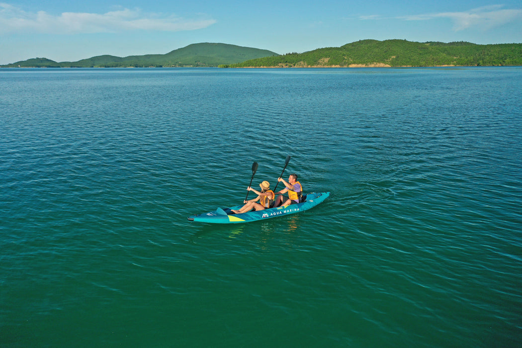 Aqua Marina, 2 personnes, KAYAK POLYVALENT/EAU BLANCHE - STEAM 13'6"- Ensemble de kayak gonflable comprenant un sac de transport, une aileron, une pompe et un siège de kayak